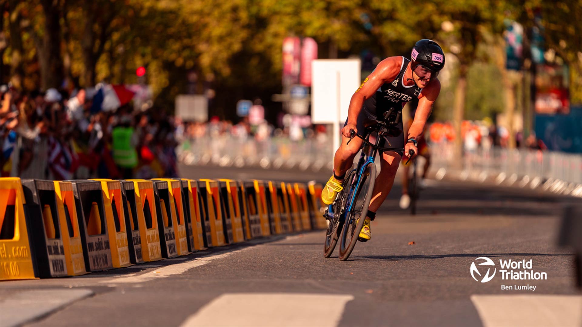 Michaël Herter, paratriathlète lors de l'épreuve individuelle de para triathlon aux Jeux Paralympiques de Paris 2024