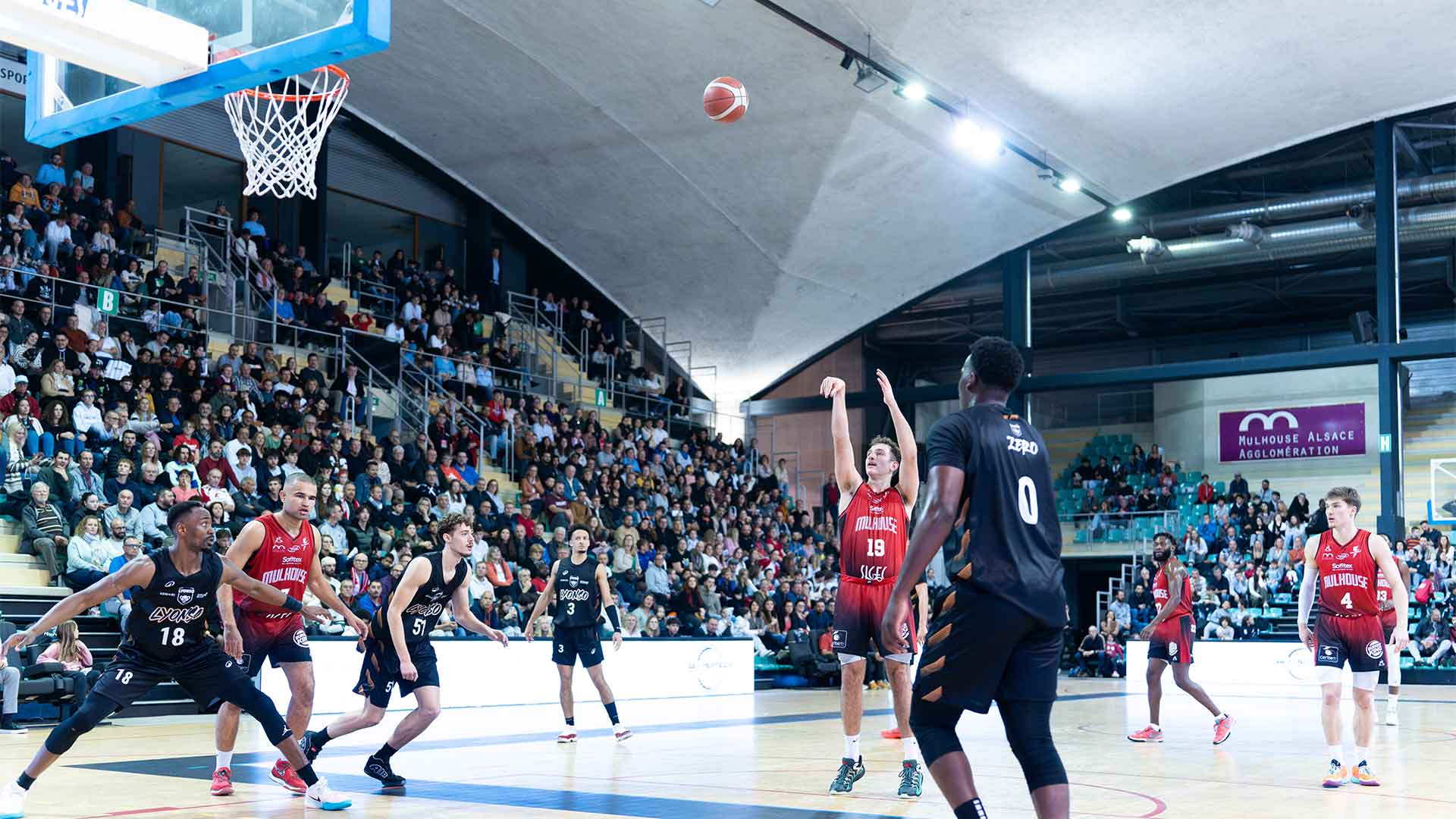 Match du Mulhouse Basket Agglomération au Palais des Sports "Gilbert Buttazzoni"