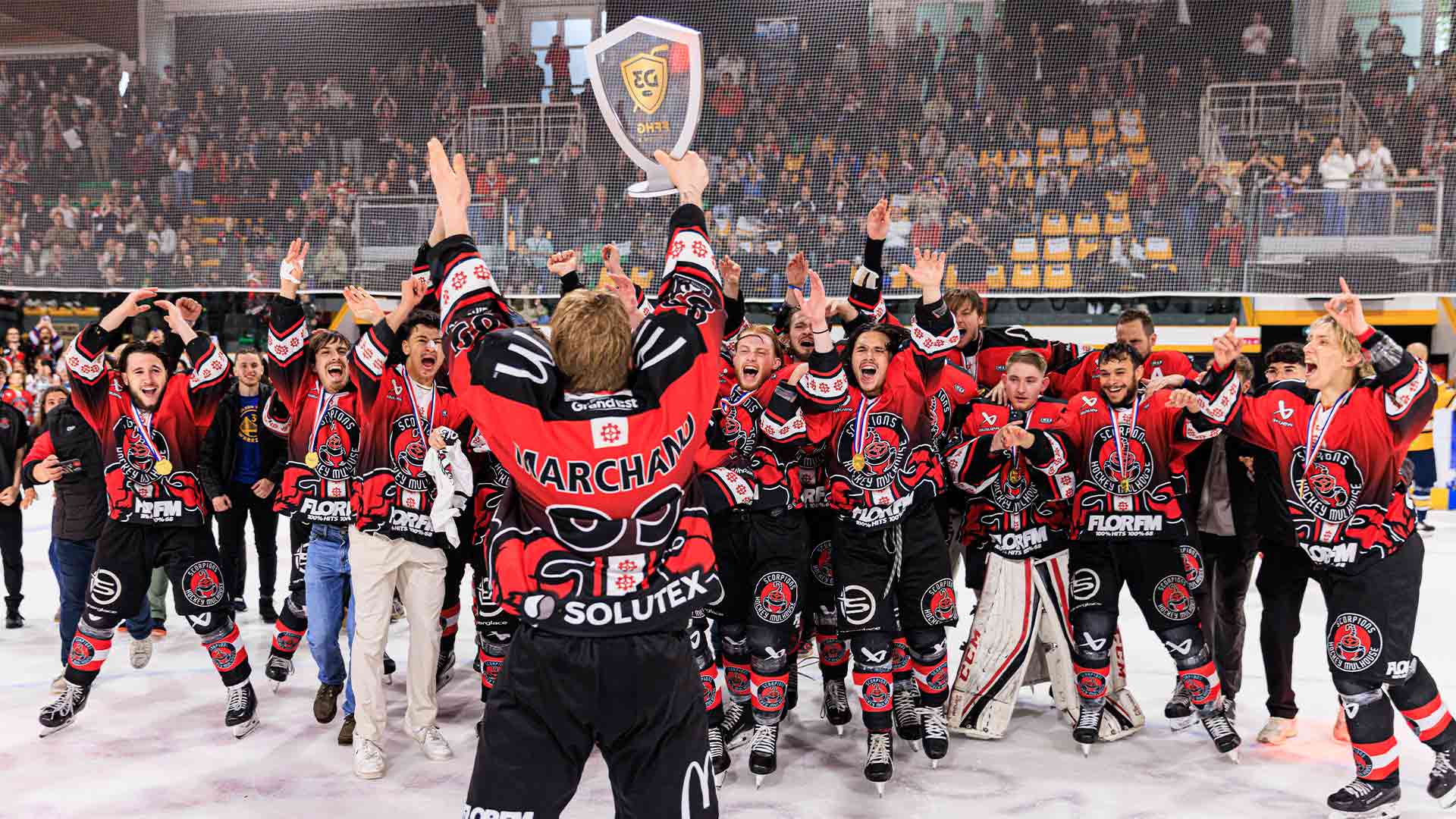 Victoire des Scorpions de Mulhouse à la Patinoire olympique de m2A 